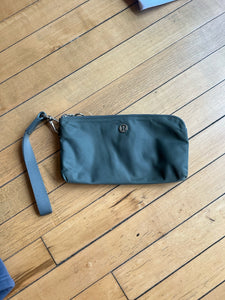 Lululemon Curved Wristlet Grey Sage