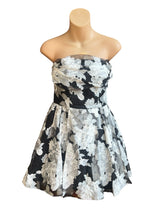 Load image into Gallery viewer, Windsor Black &amp; White Floral Strapless Babydoll Dress - 3/4
