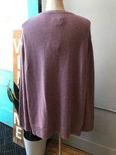 Load image into Gallery viewer, Ella Moss lavender knitted sweater NWT- XL
