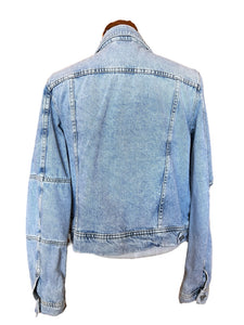 Free People light was distressed jean jacket- S