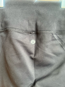 Lululemon Black Silver Metallic Stripe Leggings Size 0