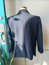 Load image into Gallery viewer, The Limited navy blazer - L
