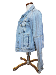 Free People light was distressed jean jacket- S