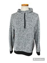 Load image into Gallery viewer, Style 5 grey black patterned 1/4 zip long sleeve-L
