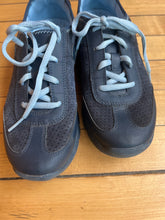 Load image into Gallery viewer, Clarks Privo Blue Low Top Lace Up Tennis Shoe Sneakers Size 7
