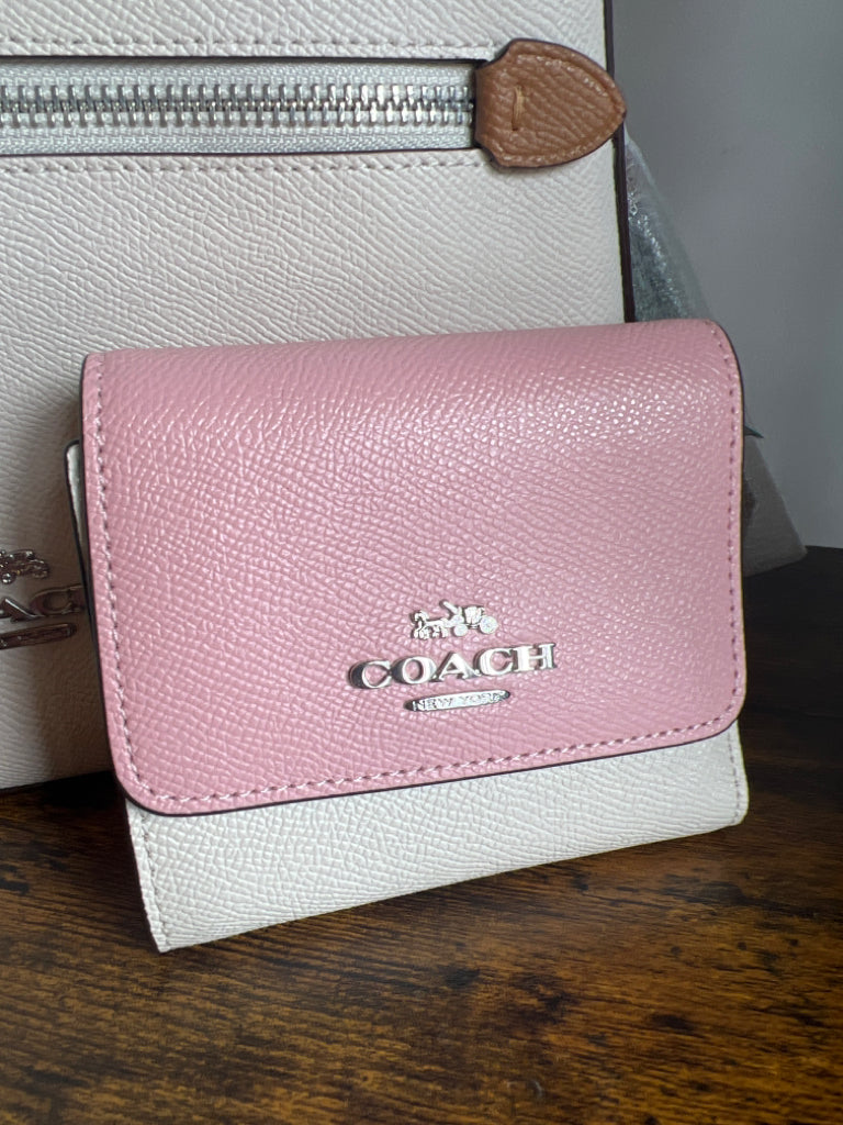 Coach white light pink tri fold mini wallet-NEW