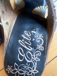Elite by Corkys Amarillo Black Grey leather Embellished Wedge Sandal 7