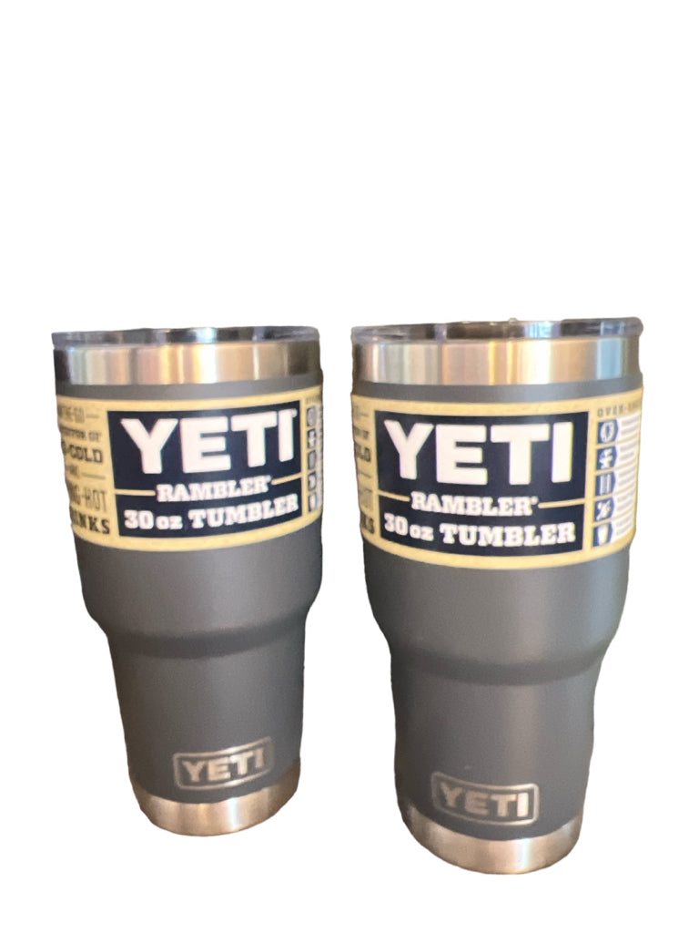 Yeti Rambler 30 oz Tumbler Highlands Charcoal Grey NEW