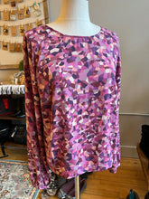 Load image into Gallery viewer, Cabi Pink Purple Tie Back Geo Long Sleeve Blouse 571 M
