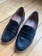 Load image into Gallery viewer, Madewell Elinor Loafer Black Leather Womens Size 7
