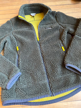 Load image into Gallery viewer, LL Bean Olive Green Full Zip pile Mesh Lined Fleece Womens XS
