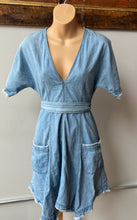 Load image into Gallery viewer, Free People Chambray V Neck Short Sleeve Dress 0
